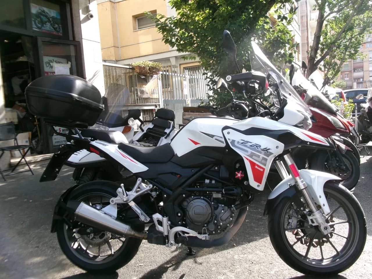 Benelli TRK 250 ABS - 2022 - KM 24.000 - Euro 5 foto 2