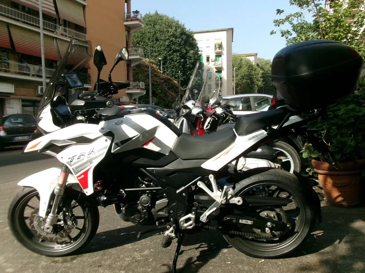 Benelli TRK 250 ABS - 2022 - KM 24.000 - Euro 5 foto 3