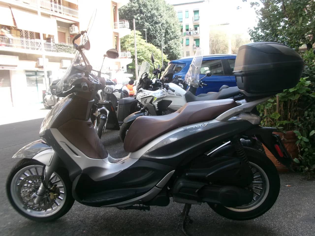 Piaggio Beverly 300 ABS ASR - 2017 - KM 36.000 - Euro 4 foto 3