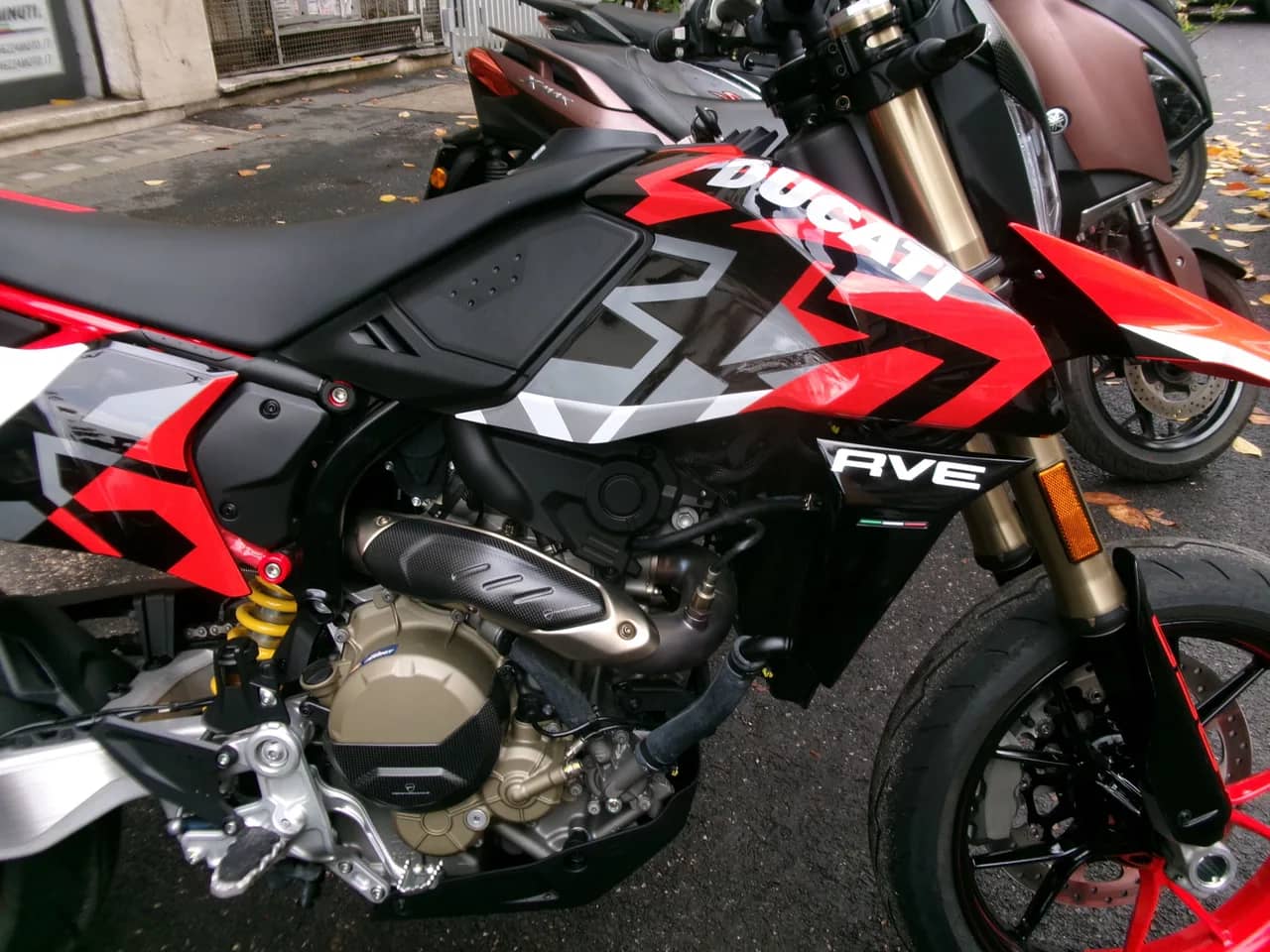 Ducati Hypermotard 698 ABS RVE - 2024 - KM 1.000 - Euro 5 foto 7