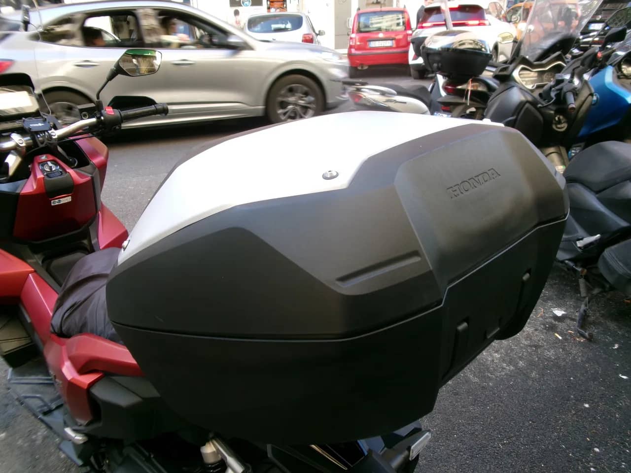 Honda ADV 350 ABS Tcs - 2023 - KM 4.000 - Euro 5 foto 5