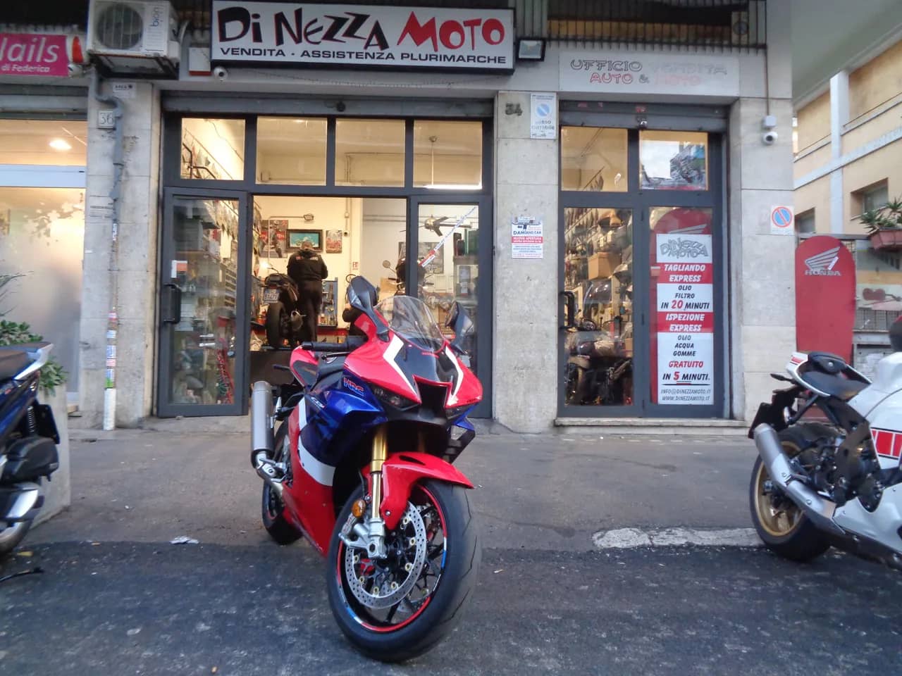 Honda CBR RR 1000 R Fireblade SP ABS Carbon - 2020 - 8.000 - Euro 5 foto 1