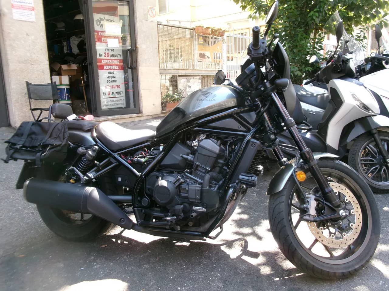 Honda CMX 1100 Rebel - 2023 - KM 10.000 - Euro 5 foto 2
