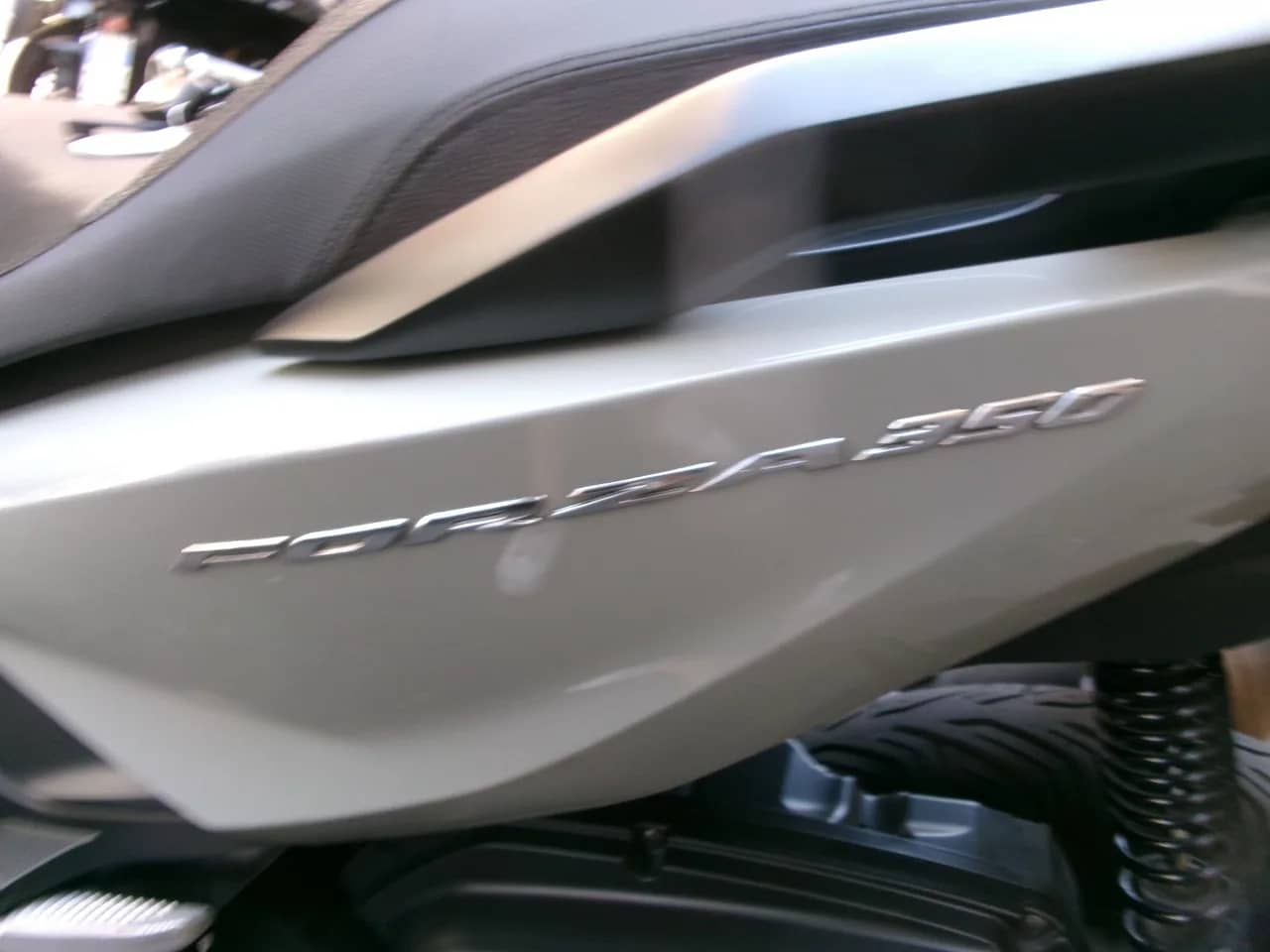 Honda Forza 350 ABS Tcs - 2024 - KM 32.000 - Euro 5 foto 4