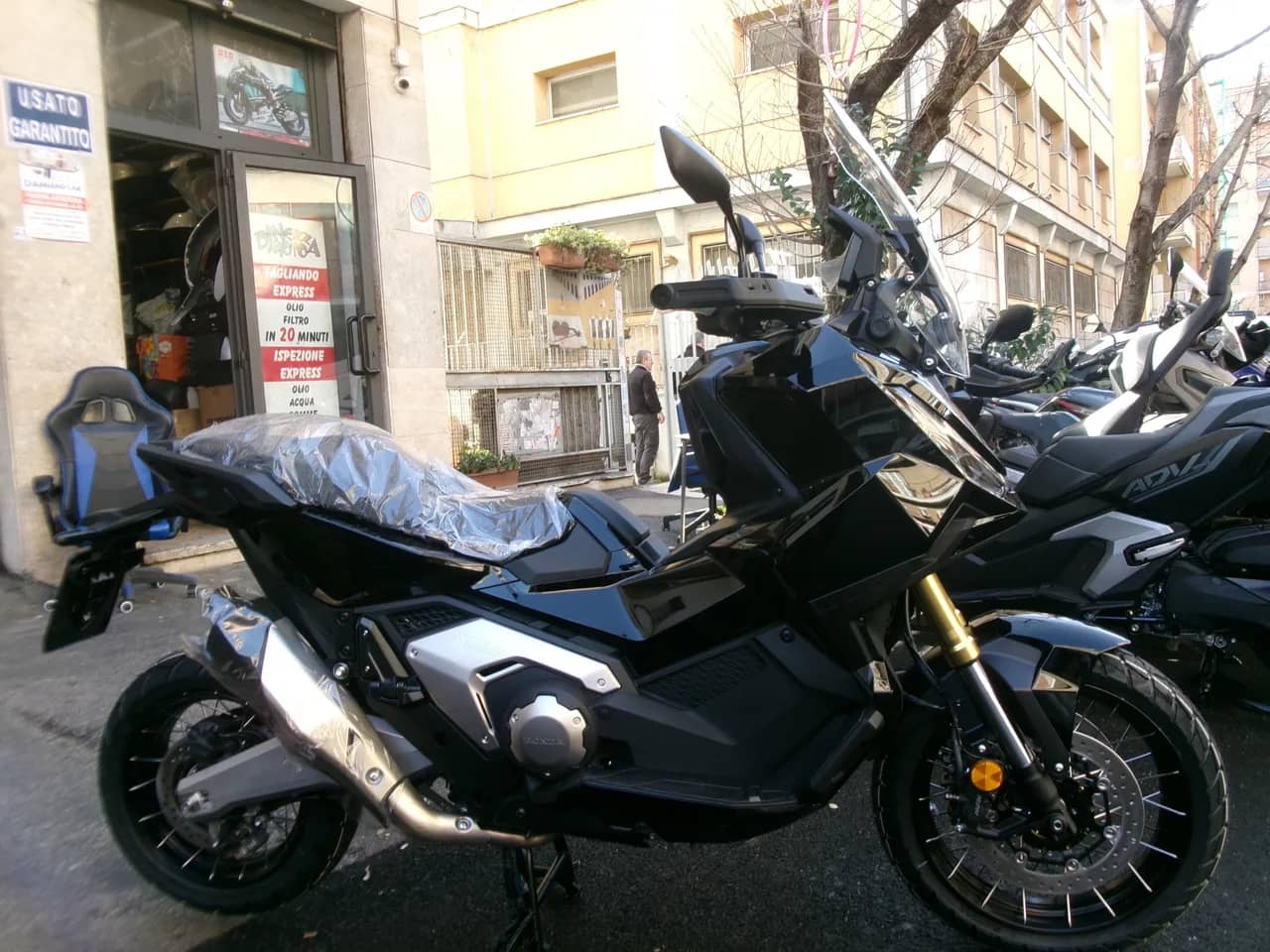 Honda X-ADV 750 ABS DCT - Euro 5 - Nuova Da Immatricolare foto 2