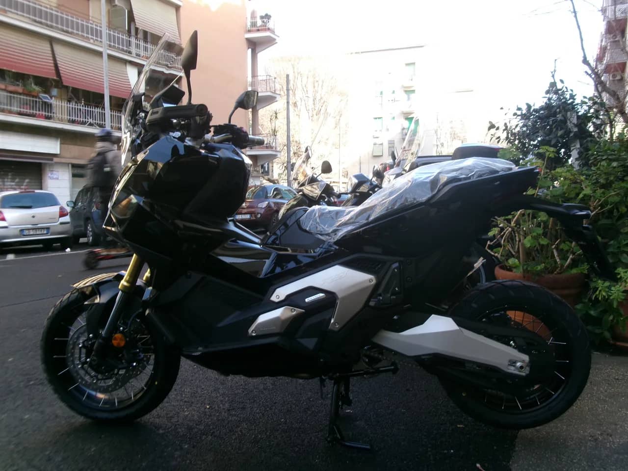 Honda X-ADV 750 ABS DCT - Euro 5 - Nuova Da Immatricolare foto 3