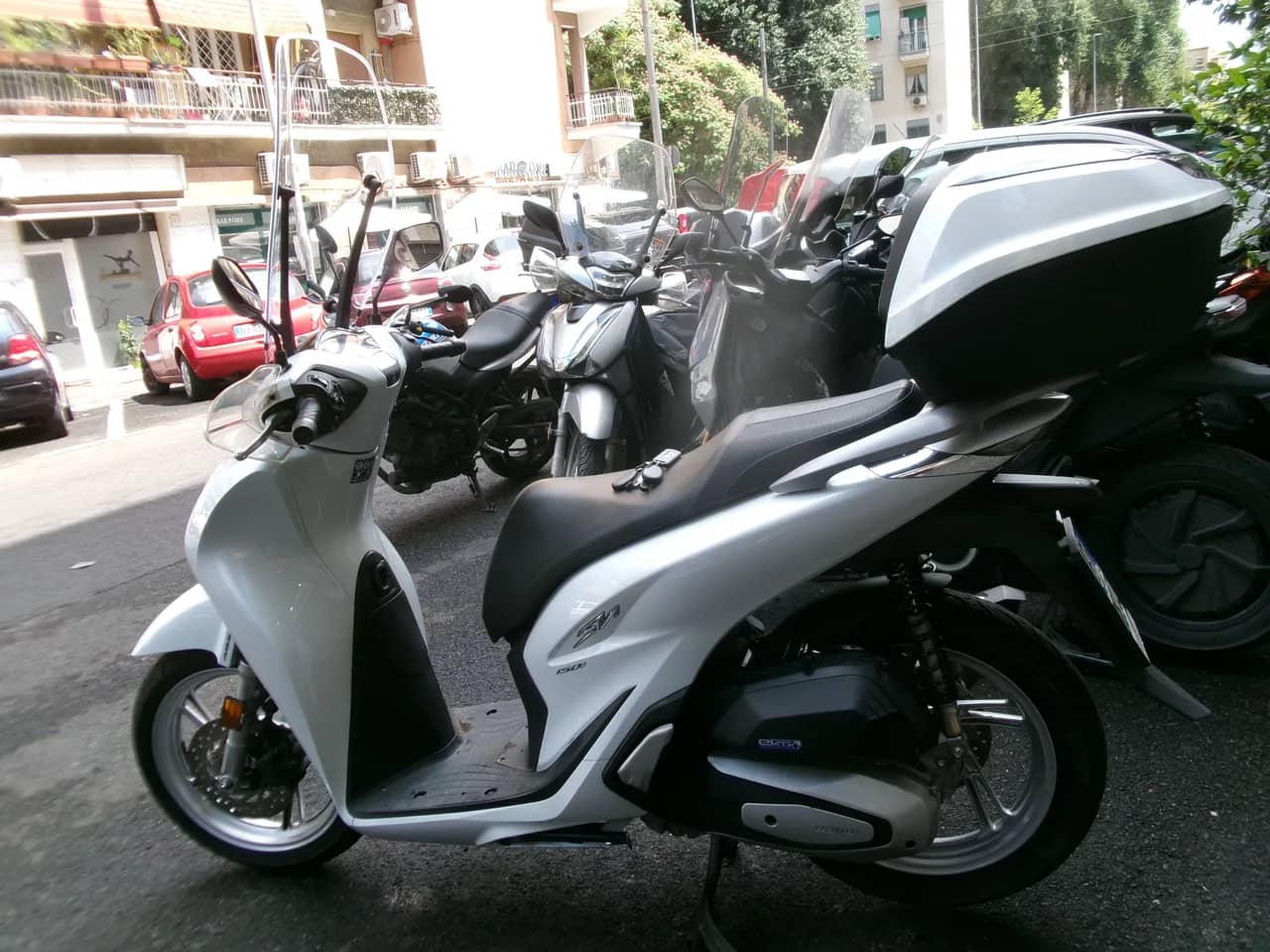 Honda SH 150 ABS Tcs - 2020 - KM 30.000 - Euro 5 foto 3