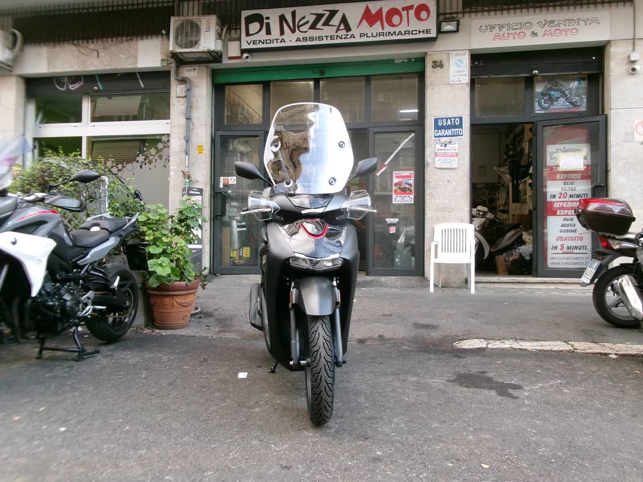 Honda SH 150 Sport ABS - Euro 5 - Nuovo Da Immatricolare foto 1