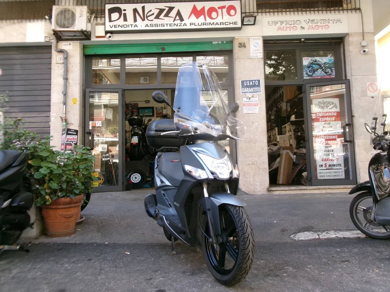 Kymco Agility 200 R16+ - 2017 - KM 20.000 - Euro 3 foto 1
