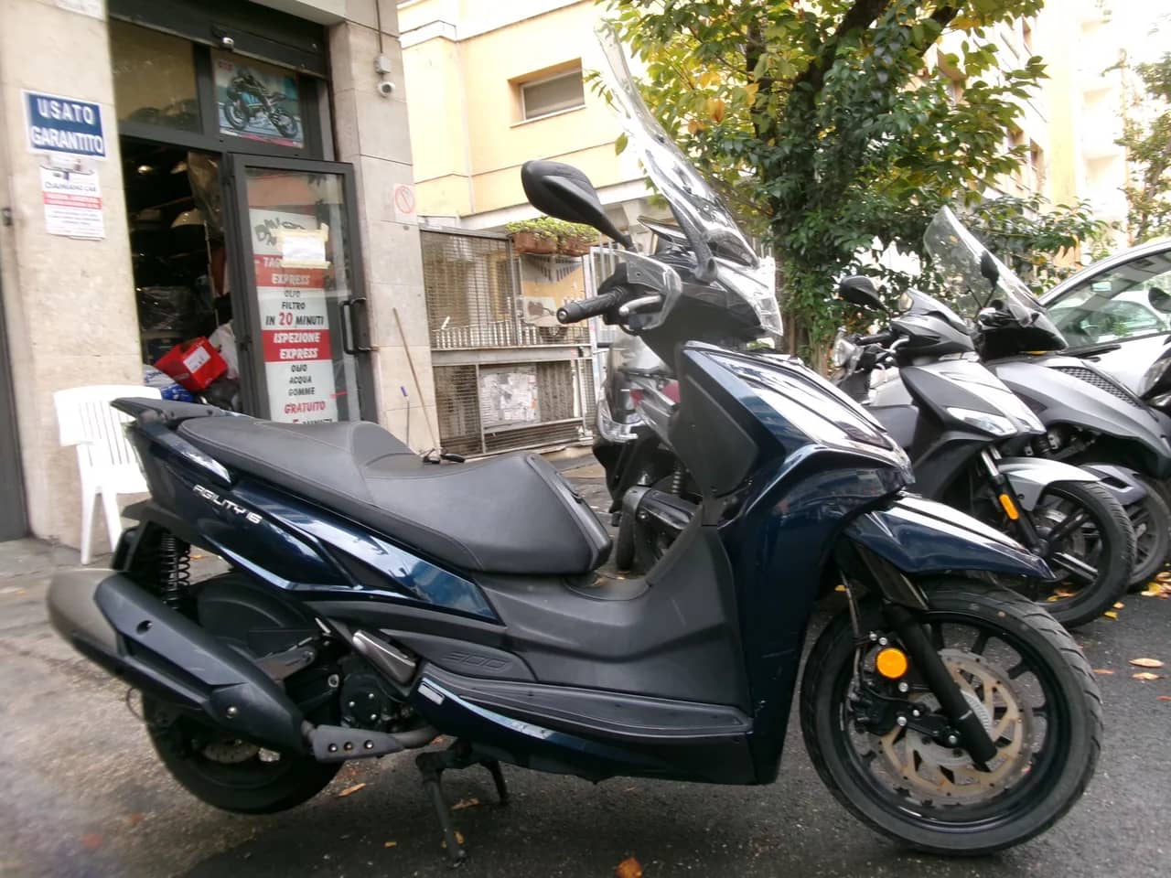 Kymco Agility 300 ABS ASR - 2023 - KM 10.000 - Euro 5 - Iva Esposta foto 2