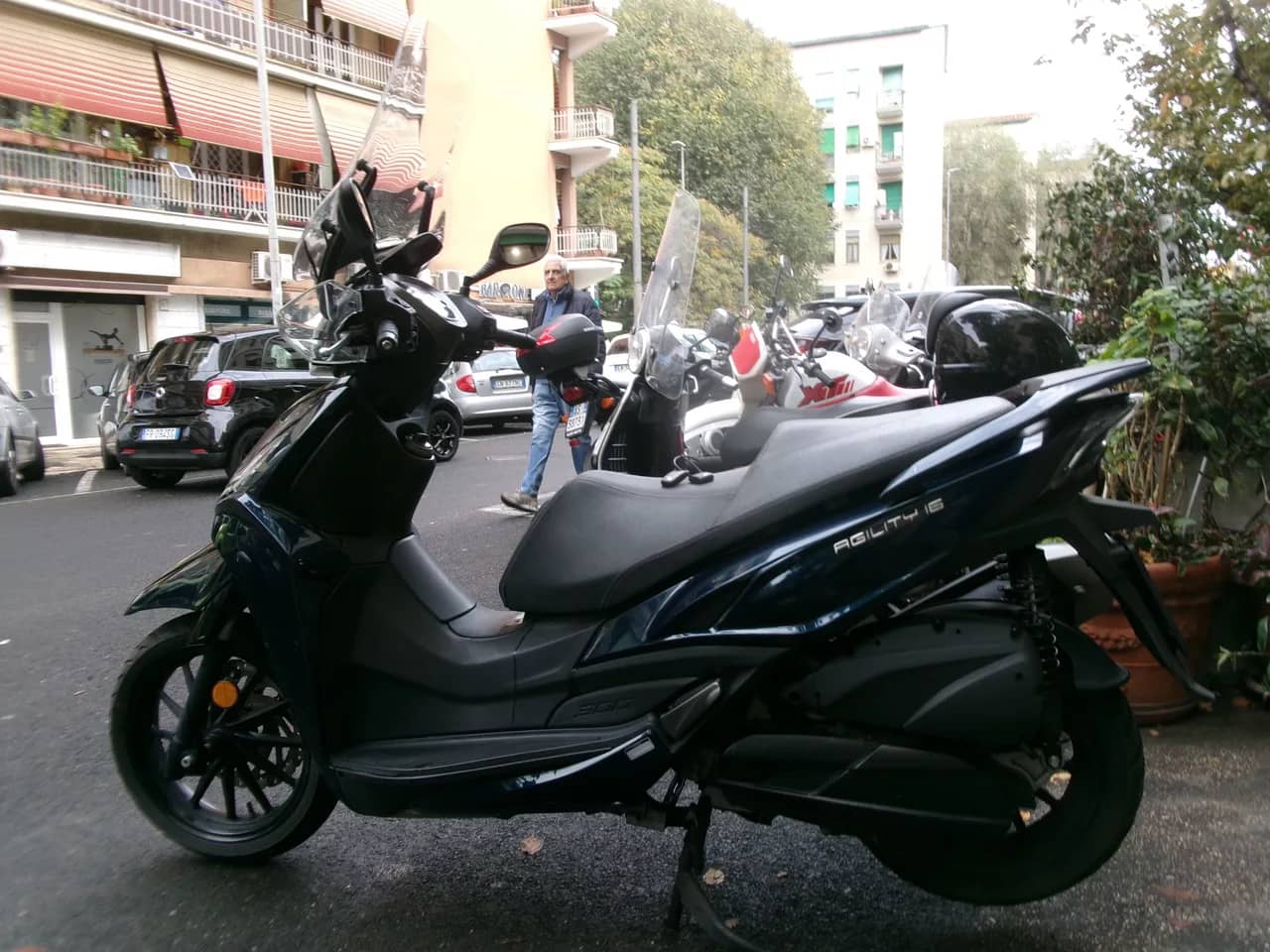 Kymco Agility 300 ABS ASR - 2023 - KM 10.000 - Euro 5 - Iva Esposta foto 3