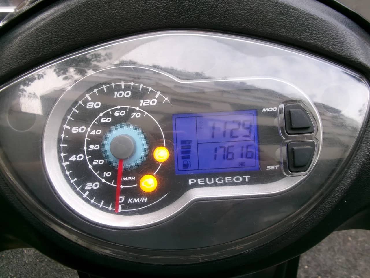 Peugeot Tweet 200 ABS - 2023 - KM 17.000 - Euro 5 - Iva Esposta foto 5