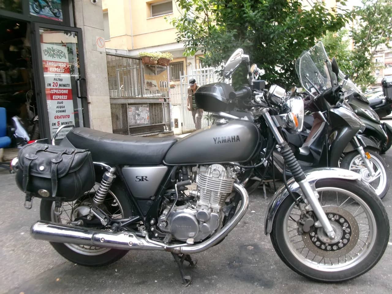 Yamaha Sr 400 - 2011 - KM 14.000 - Euro 3 foto 2