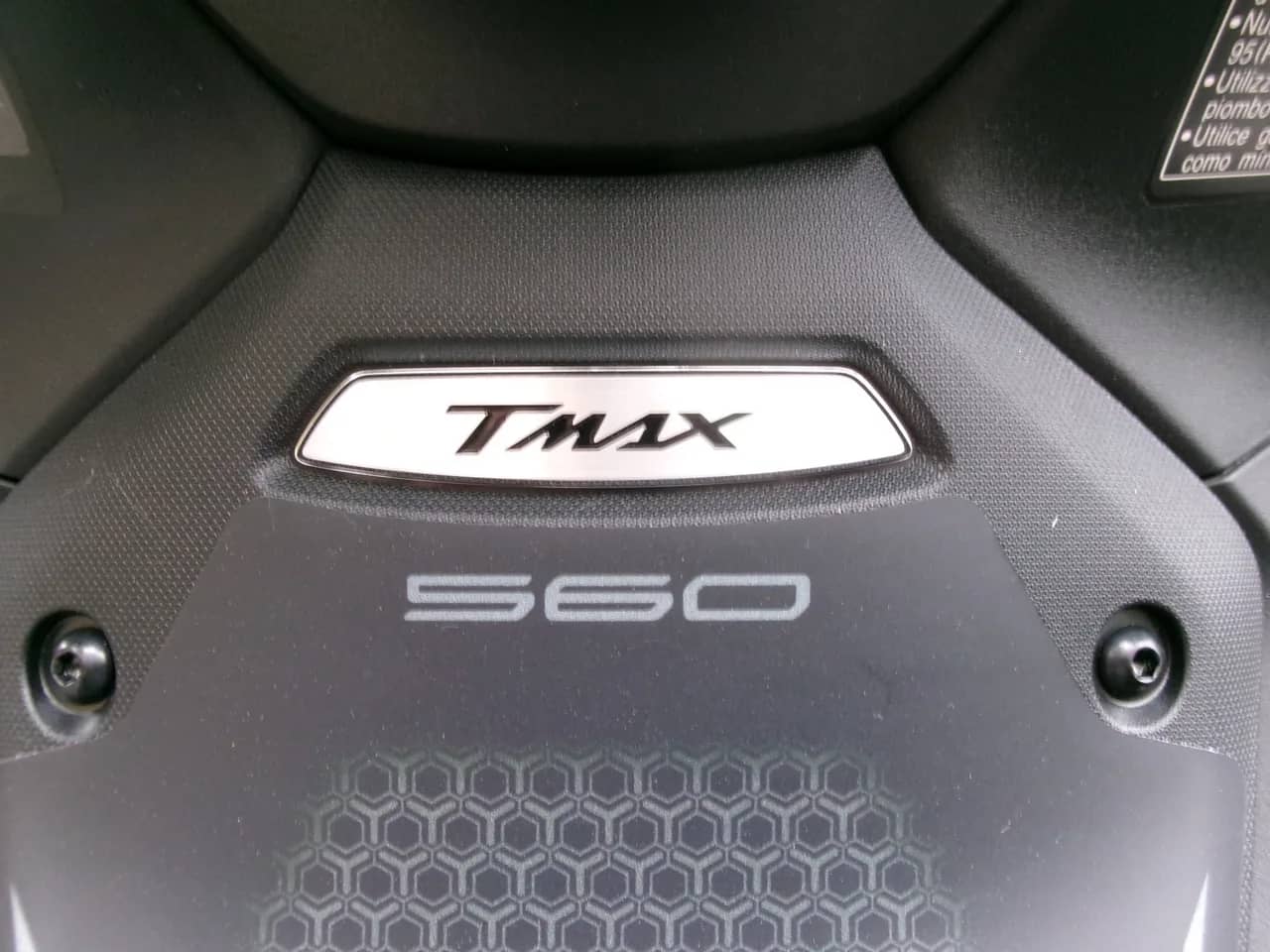 Yamaha T-Max 560 ABS Tcs - 2026 - KM 0 - Euro 5 foto 6