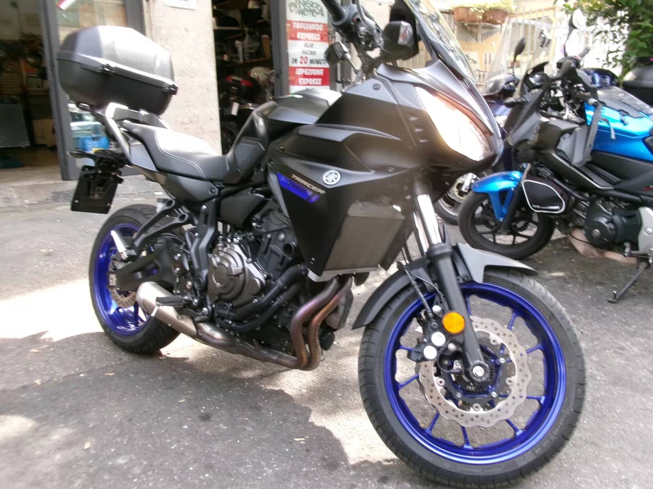 Yamaha Tracer 700 ABS - 2019 - KM 4.000 - Euro 4 - Iva Esposta foto 2