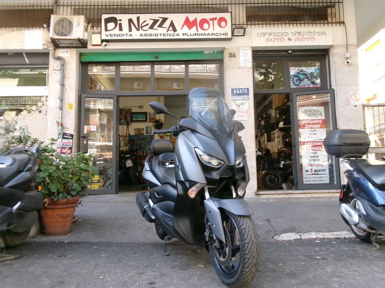 Yamaha X-Max 300 ABS Tcs - 2018 - KM 32.000 - Euro 4 foto 1