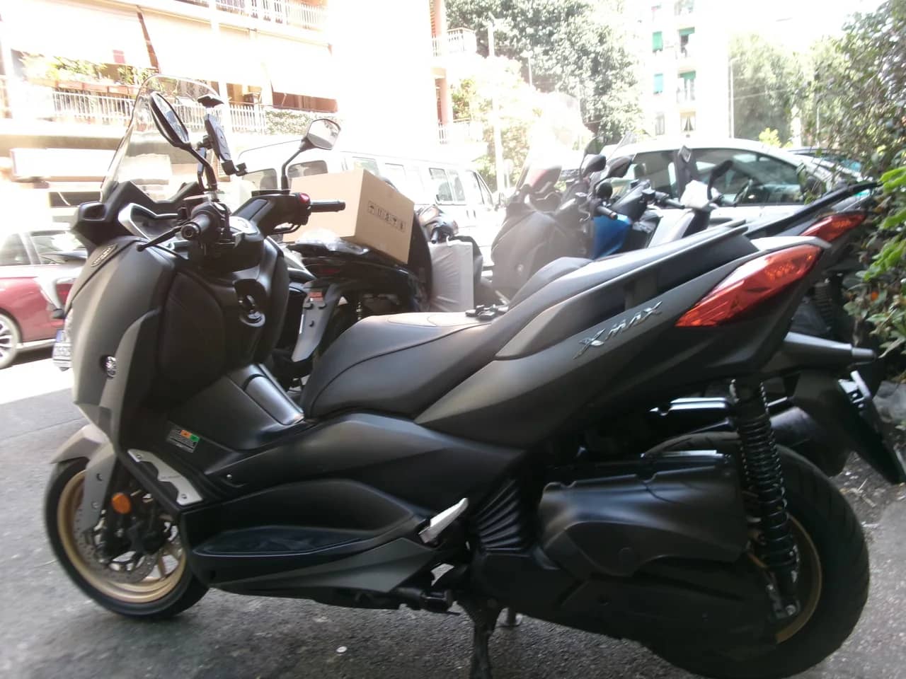 Yamaha X-Max 400 Tech Max ABS Tcs - 2020 - KM 35.000 - Euro 4 foto 3