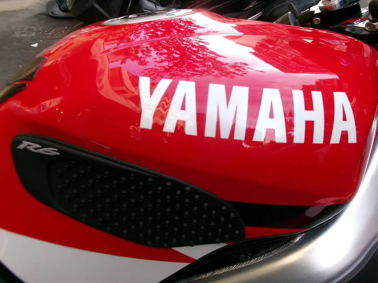 Yamaha YZF R6 - 2001 - KM 21.000 - Euro 2 foto 4