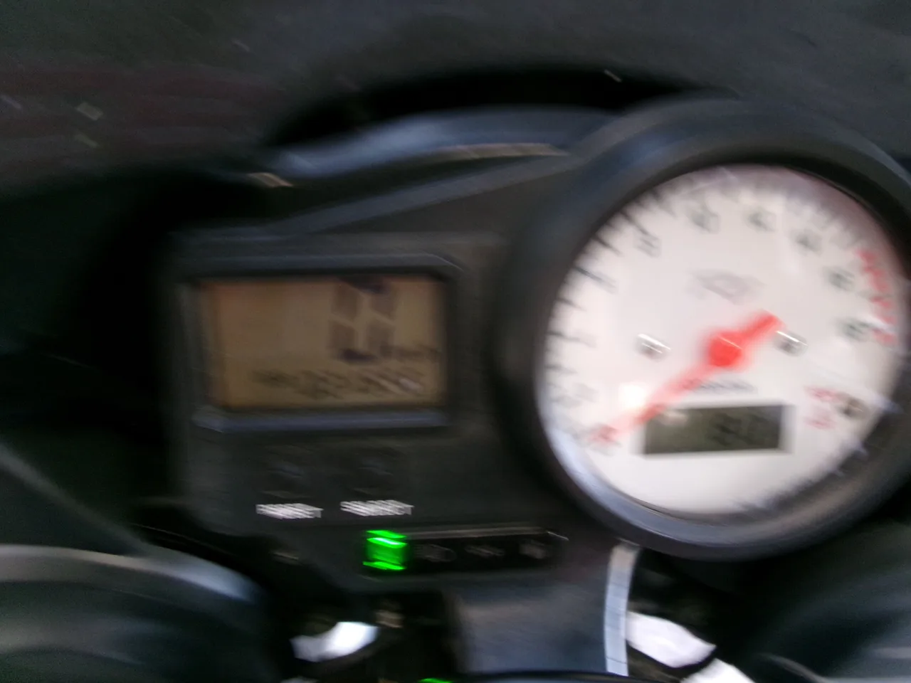 Yamaha YZF R6 - 2001 - KM 21.000 - Euro 2 foto 5