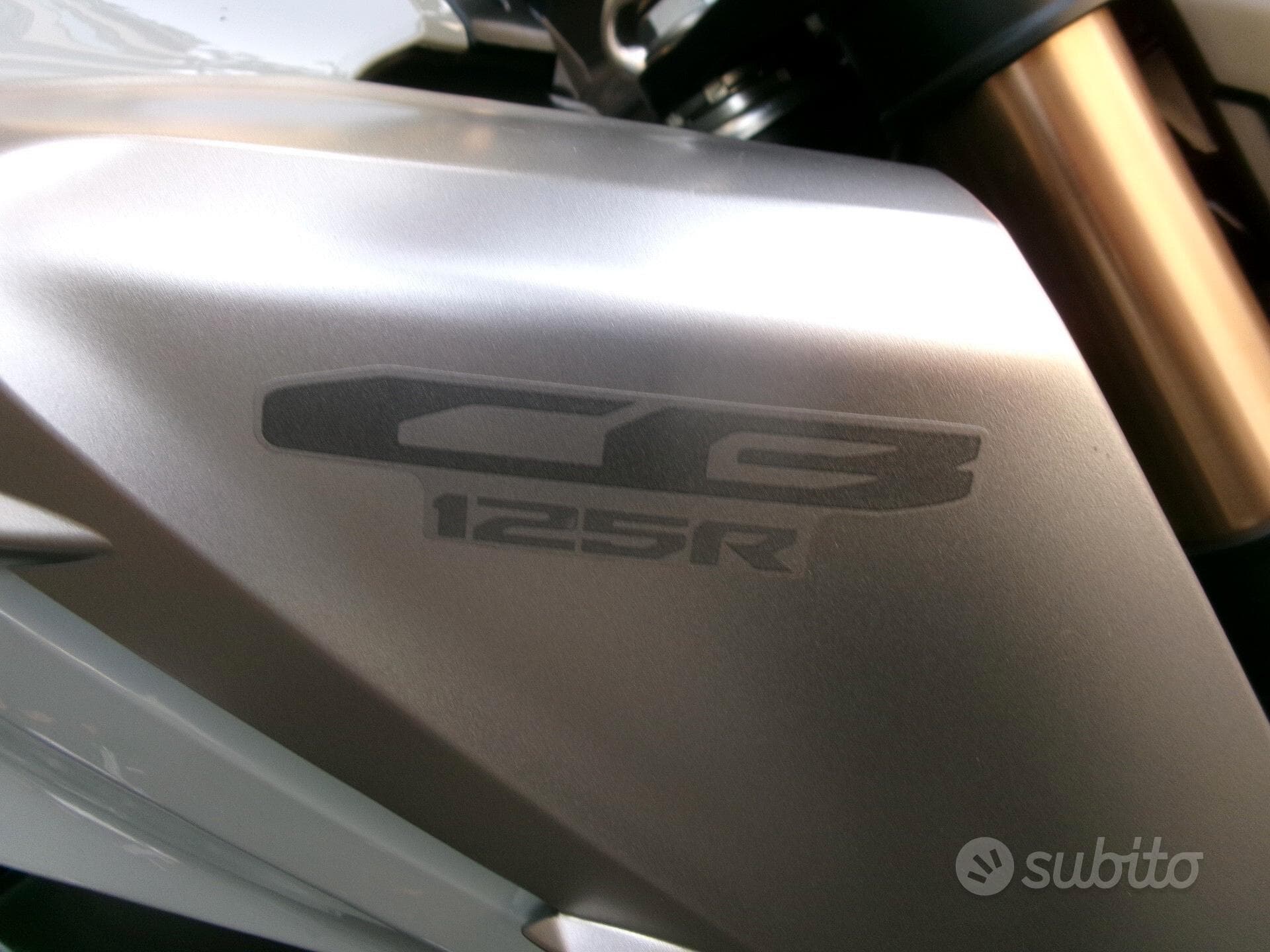 Honda CB 125 foto 4