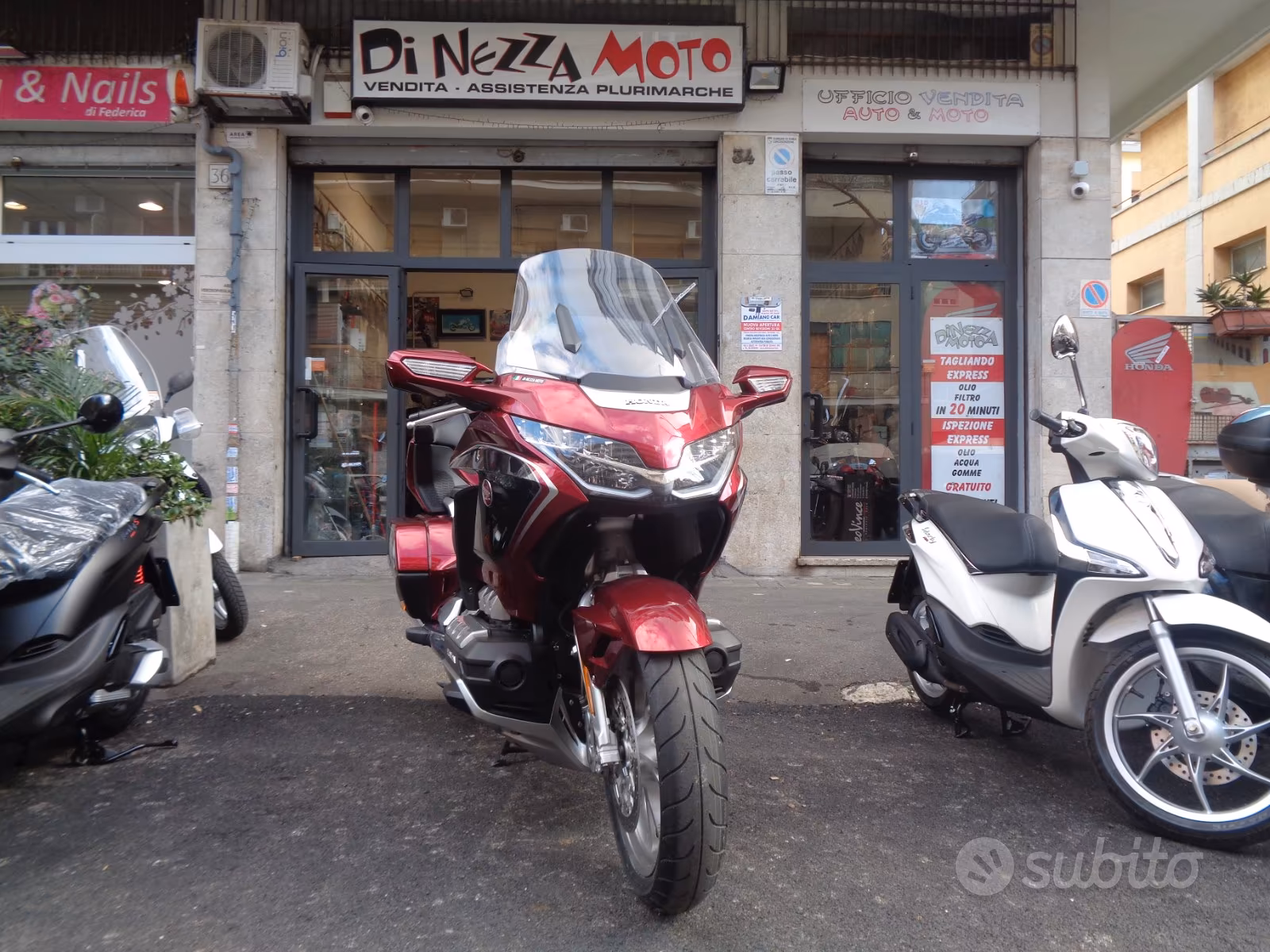 Honda GL Gold Wing - DCT Tour ABS