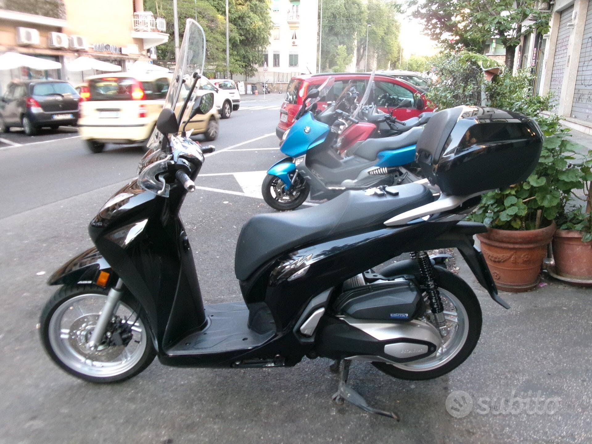 Honda SH 350 ABS foto 3
