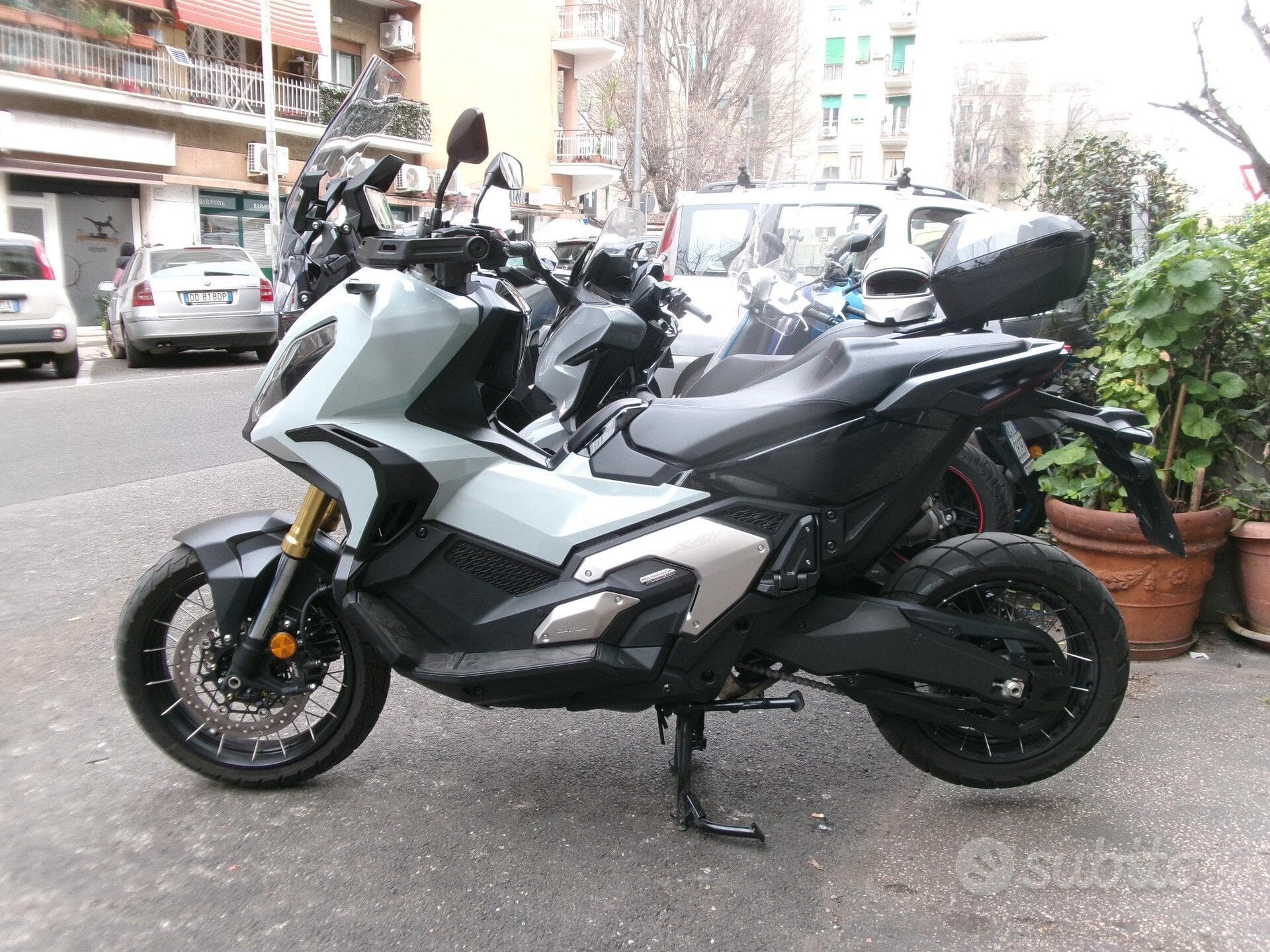 Honda X-ADV 750 DCT ABS foto 3