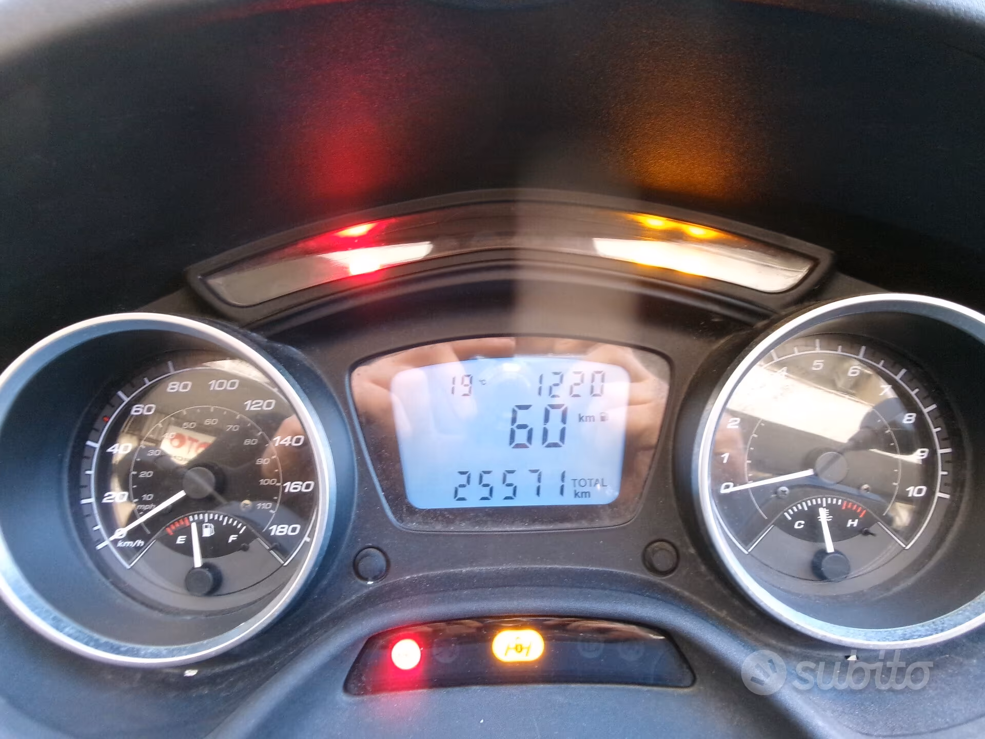 Piaggio MP3 300 Lt Guidabile Patente B foto 5