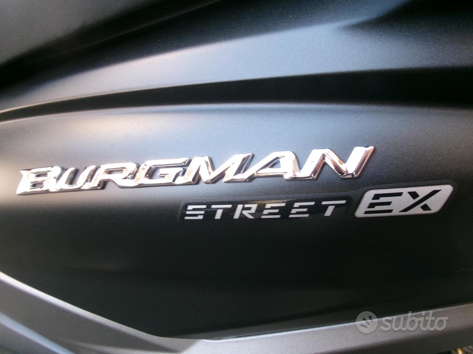 Suzuki Burgman 125 foto 4