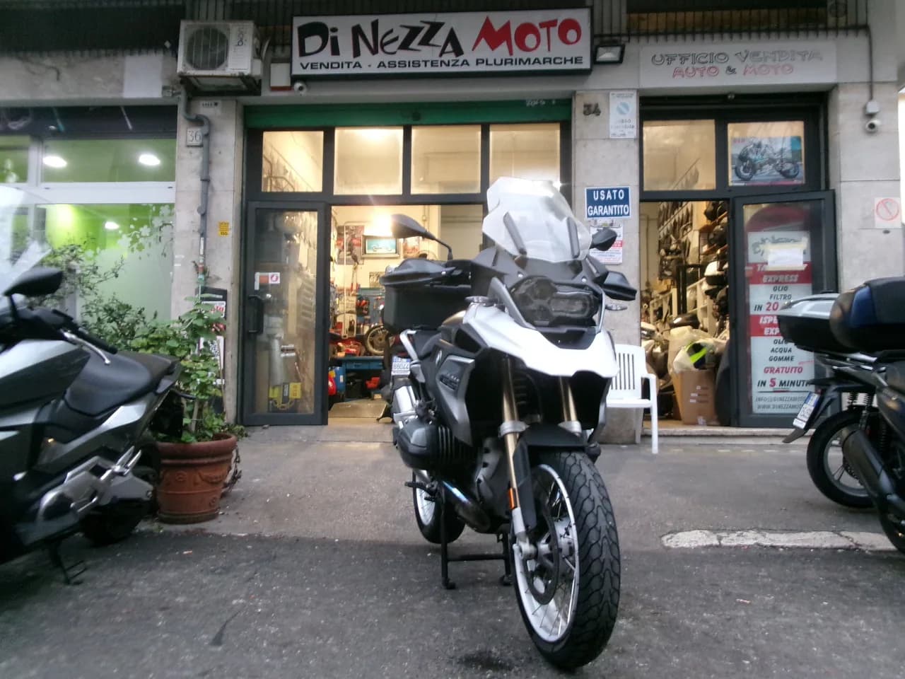 BMW R 1200 GS ABS 2018 moto usato a Roma - foto 1 di 7