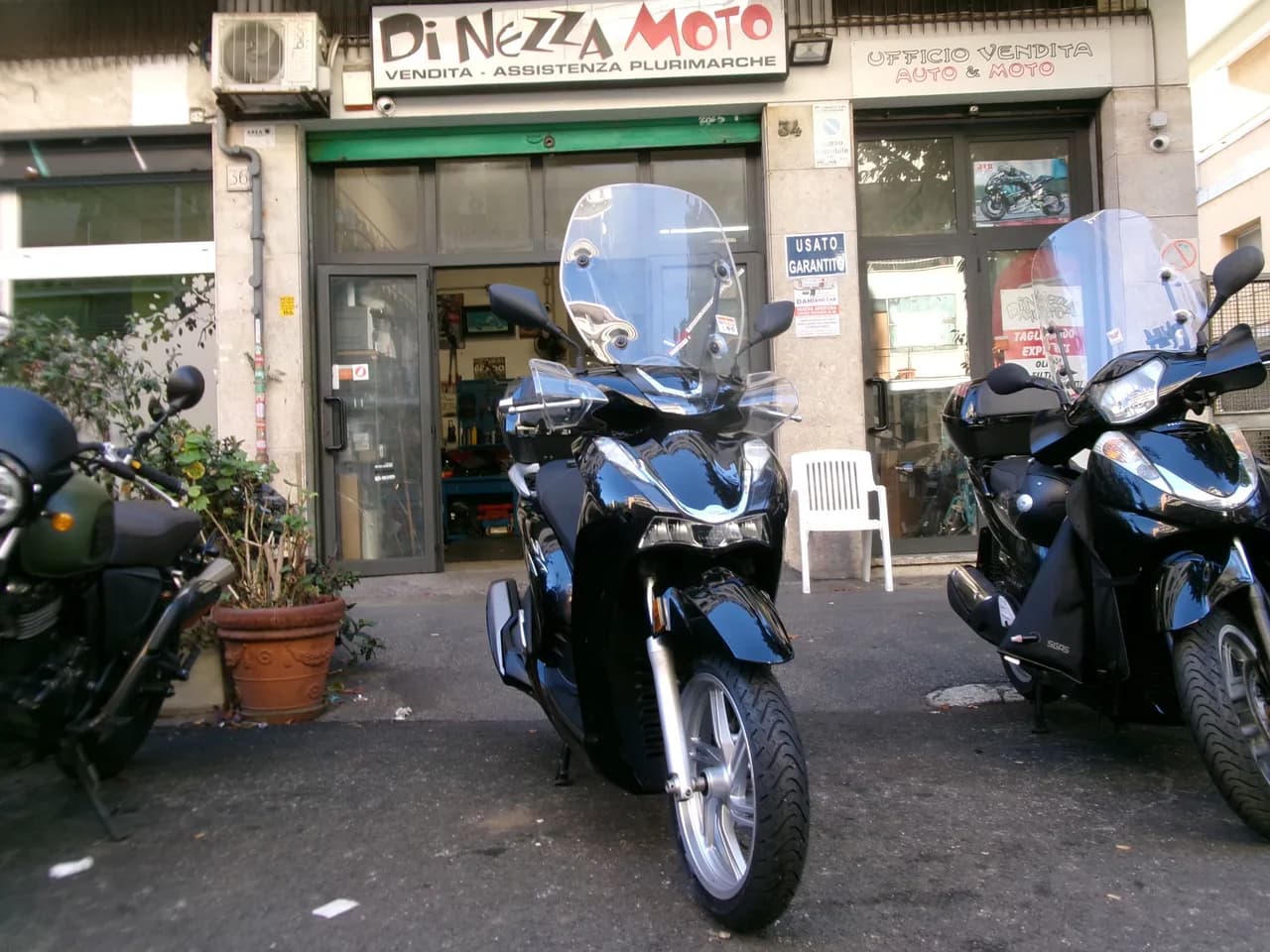 Honda SH ABS Tcs 2023 scooter usato a Roma - foto 1 di 6
