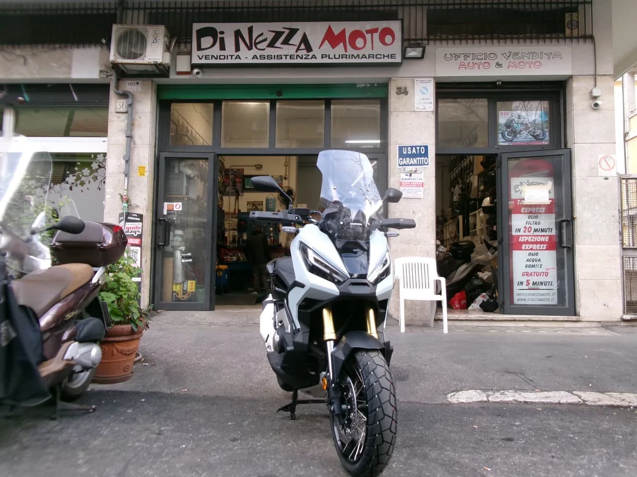 Honda X-ADV 2023 presso Di Nezza Moto Roma Prenestina