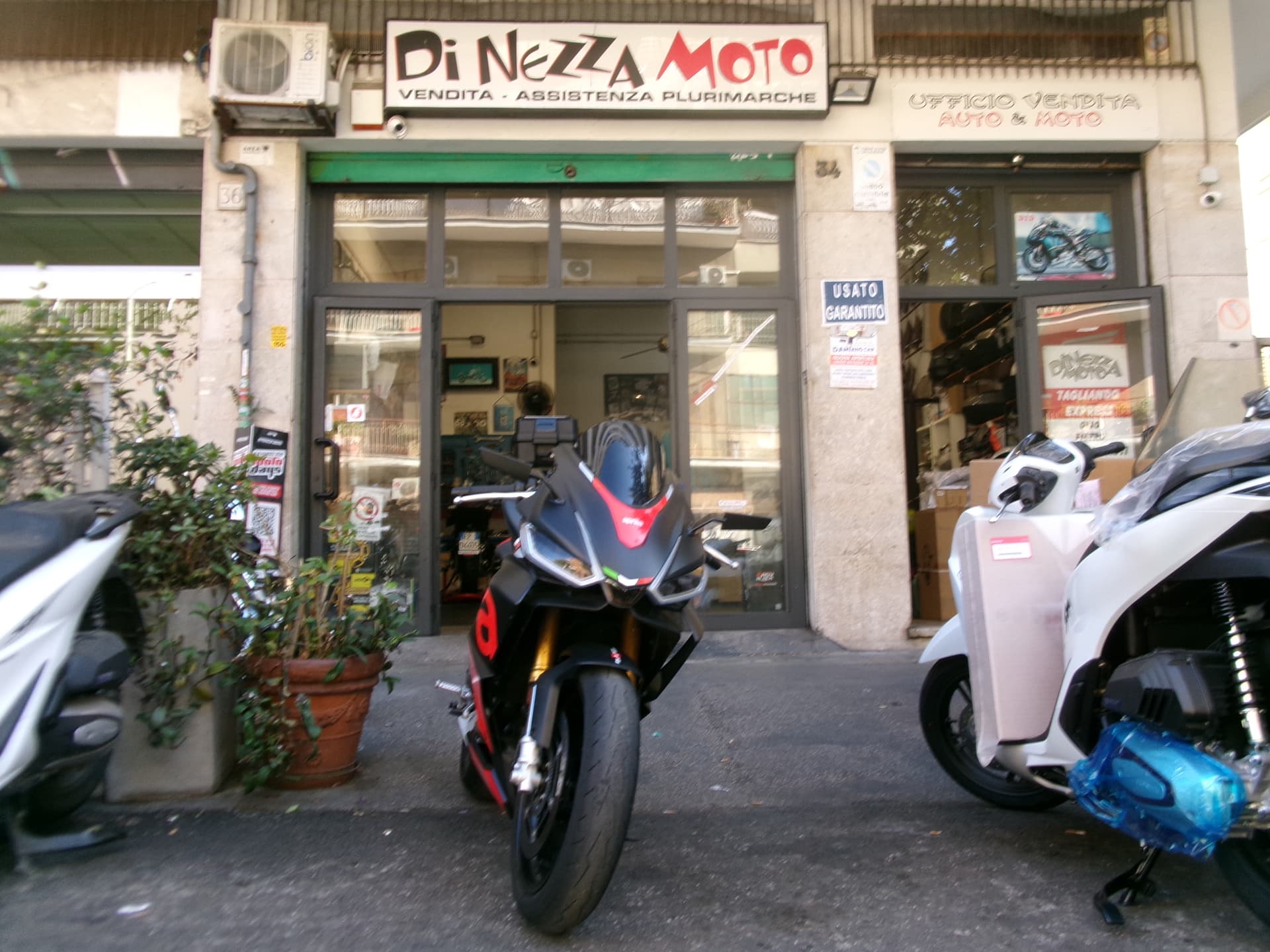 Aprilia RS 660 ABS 2024 moto usato a Roma - foto 1 di 7