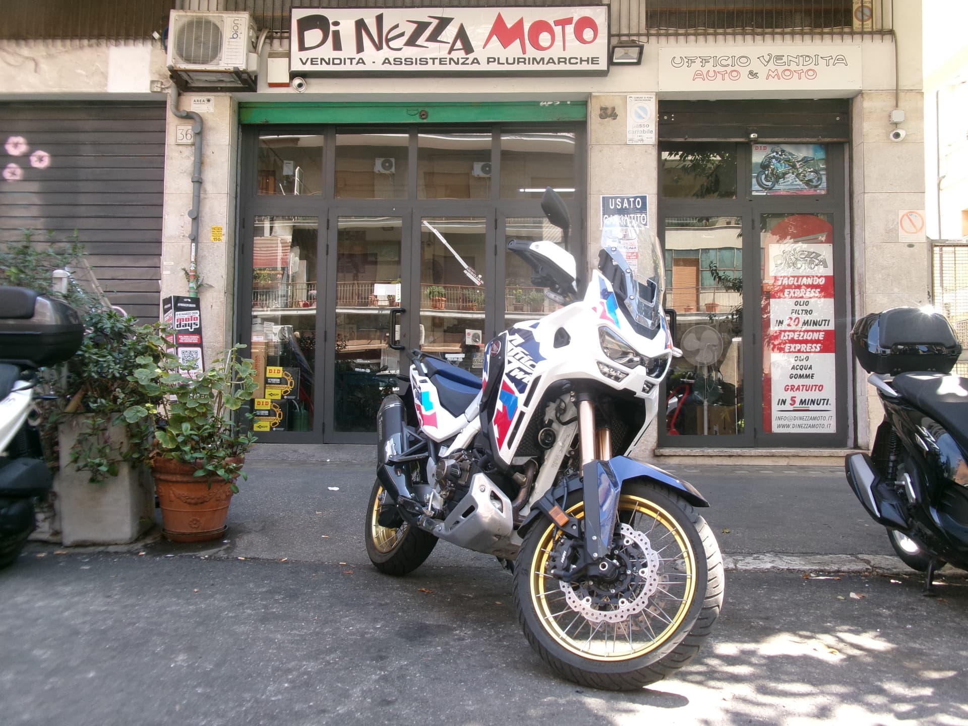 Honda CRF 1100 AFRICA TWIN DCT ABS ADVENTURE SPORT 2024 moto usato a Roma - foto 1 di 8