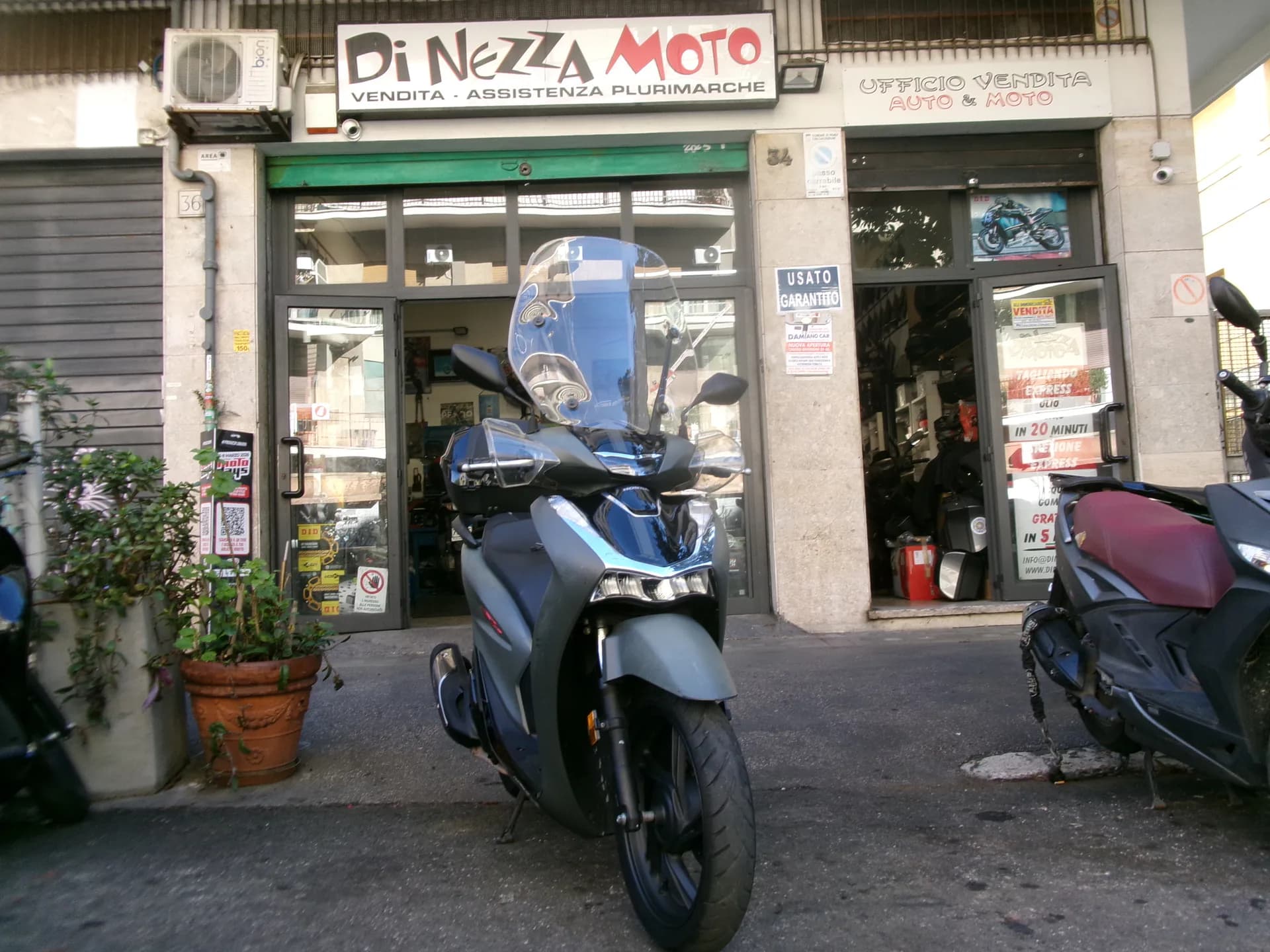 Honda SH 125 SPORT ABS TCS 2022 scooter usato a Roma - foto 1 di 6