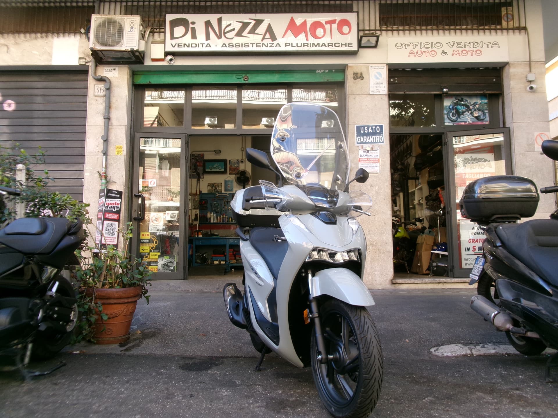 Honda SH 150 ABS TCS 2025 scooter usato a Roma - foto 1 di 6