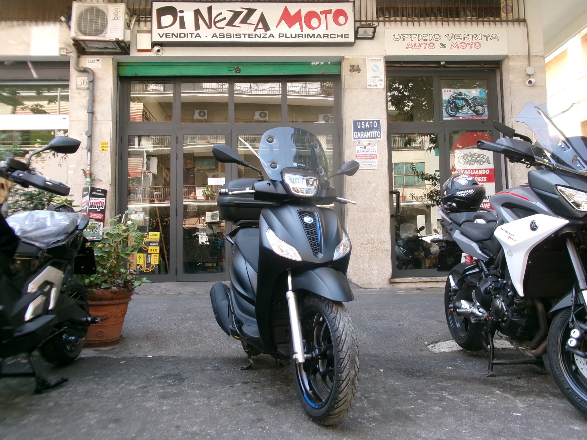 Piaggio MEDLEY SPORT ABS 2025 scooter usato a Roma - foto 1 di 7
